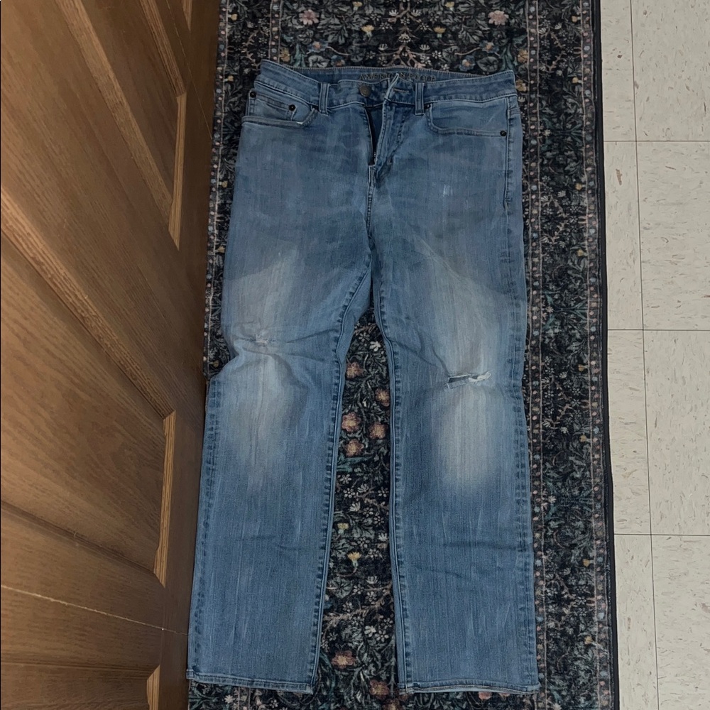 American Eagle Outfitters Light Blue Men's Distressed Jeans